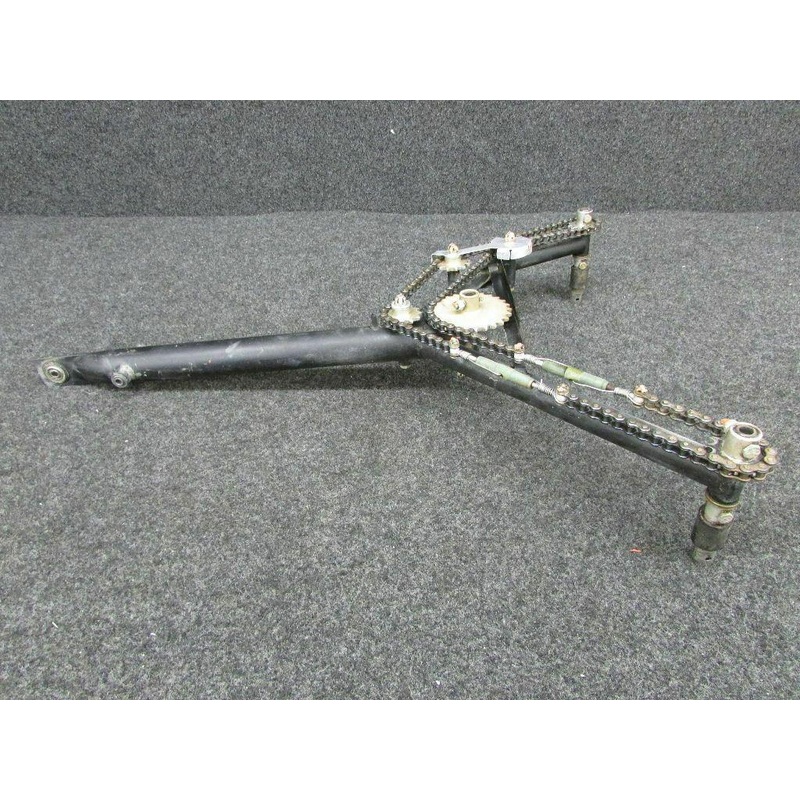 0460128-1 Cessna 150L Control Y Assy