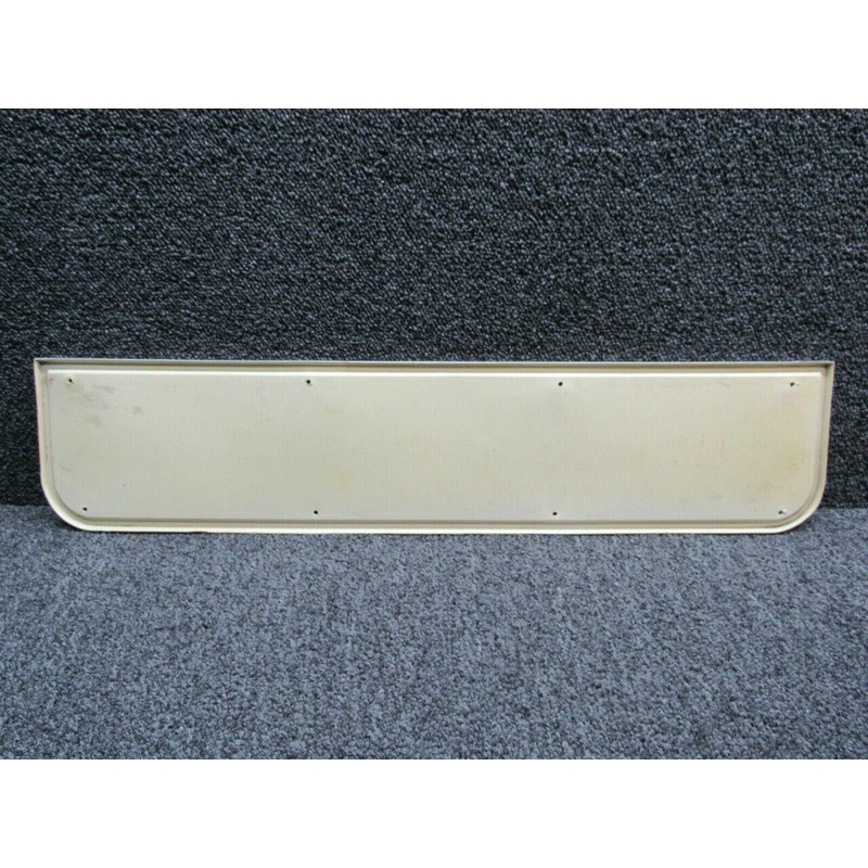 0515012 Cessna 172N Upper Baggage Compartment Plastic Trim