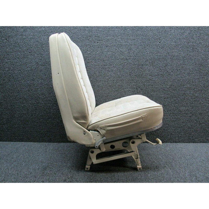 0700630-2 Cessna 182L Co-Pilot Seat Assembly Vertically Adjustable