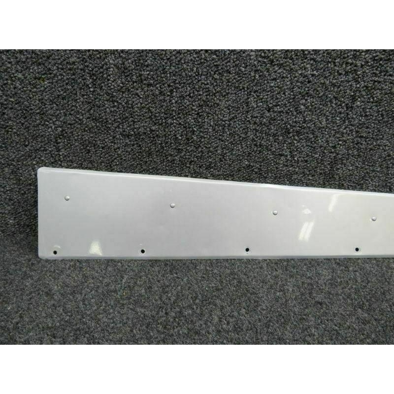 0322714-5 Cessna 195 Cover Upper Wing Root Gap RH