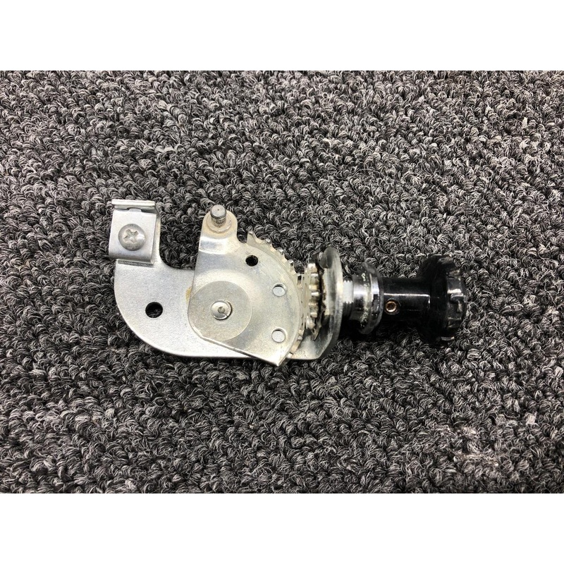 S1268-14 Cessna 182T Defrost Control Knob Assembly