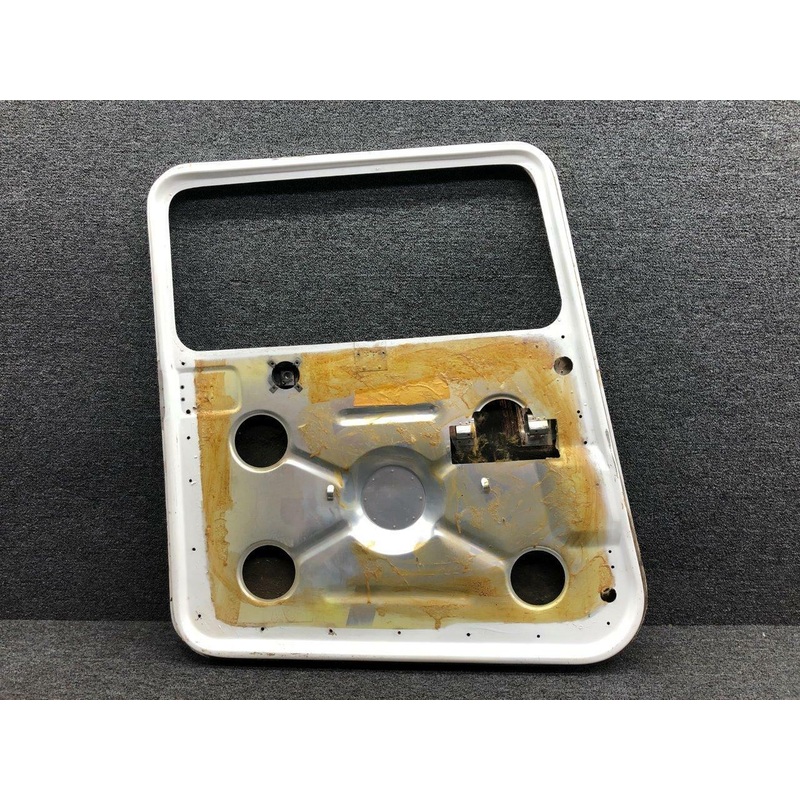 0511460-1 Cessna 172D Cabin Door Structure LH (a)