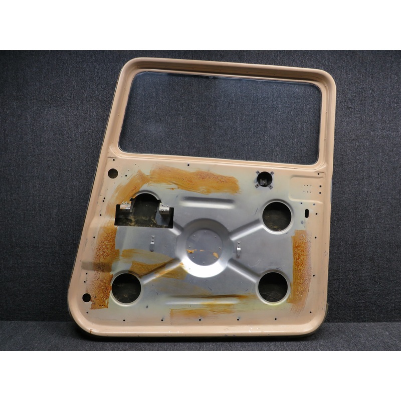 0511460-2 Cessna 172D Cabin Door Structure RH