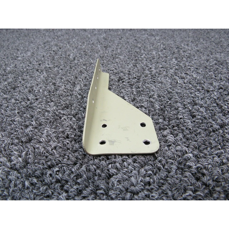 0701144-3 Cessna 182T Bracket Assembly Servo Mount