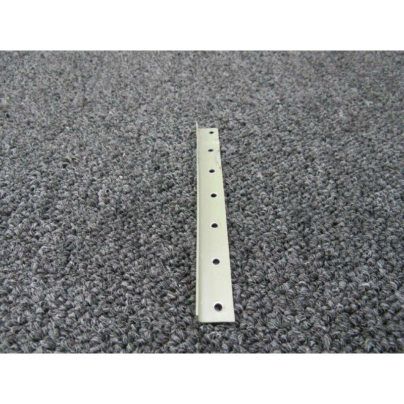 07106329-2 Cessna 182T Stiffener RH