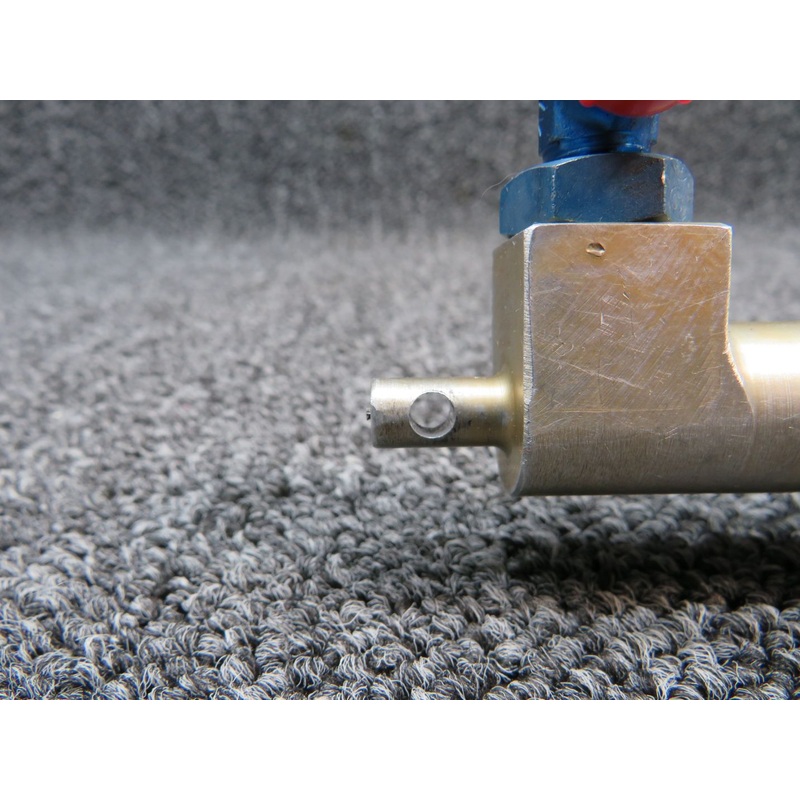 0541138-20  Cessna 172D Master Brake Cylinder Assembly W/ Chain & Lock Plate