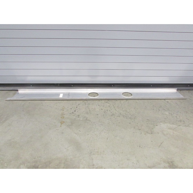 0426300-2 Cessna 150 Channel Assembly (NEW OLD STOCK)