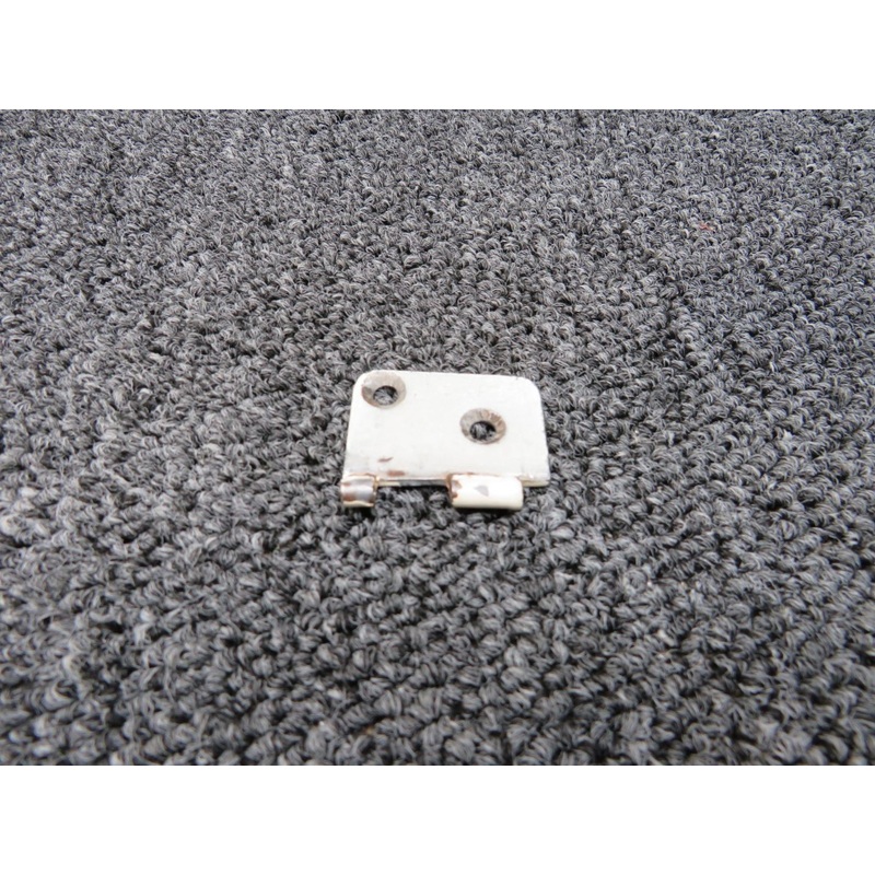 0511106-14 Cessna 170A Cabin Door Upper Hinge Half Forward LH (White)