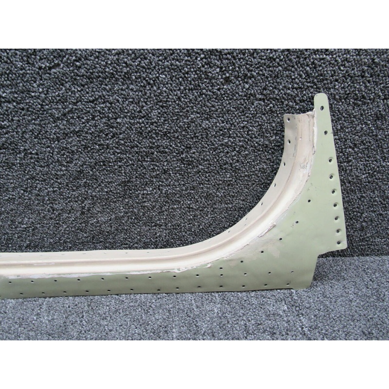 0710037-8 Cessna 182T Sill Assembly Cabin Door Lower RH Outboard