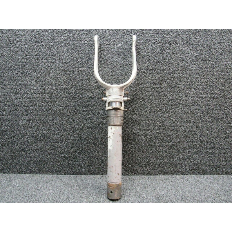 SK150-11 (USE: SK150-11C) Cessna 150L Nose Gear Strut Assembly W/ Fork