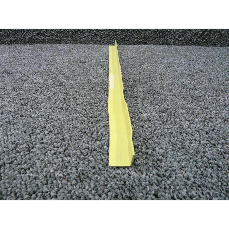 0513515-4 Cessna Angle (New Old Stock) (SA)