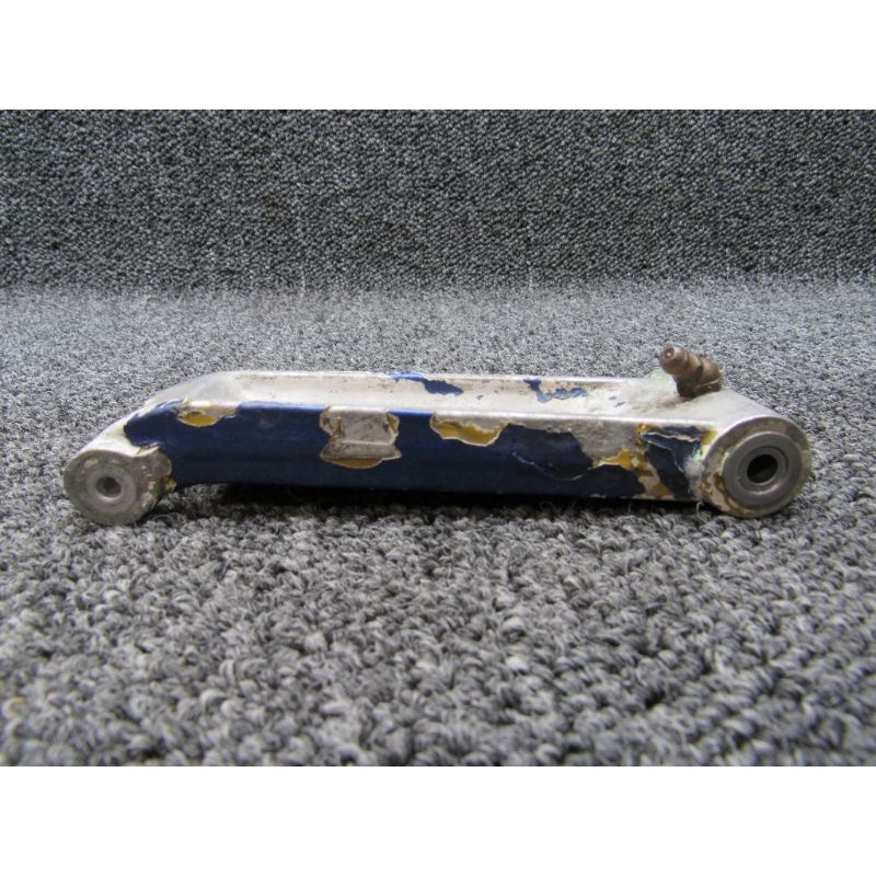 0543035-3 (Cast: 0543034-498) Cessna 172F Nose Gear Torque Link – Lower (Zerk)