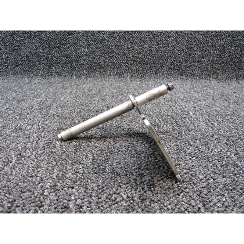 0510171-1 Cessna A185F Flap Handle Ratchet has Spacer