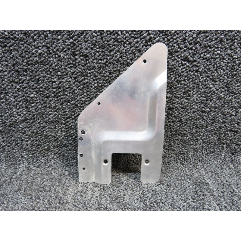 0413388-4 Cessna 150L Handle Plate Assembly RH