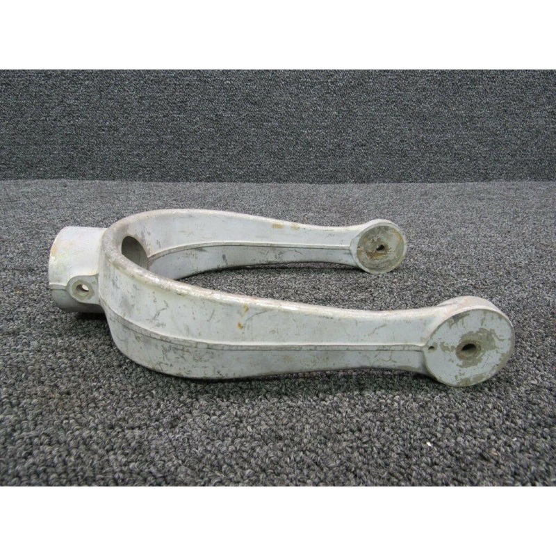0442503-8 Cessna 150 Nose Gear Fork Assy (WV)