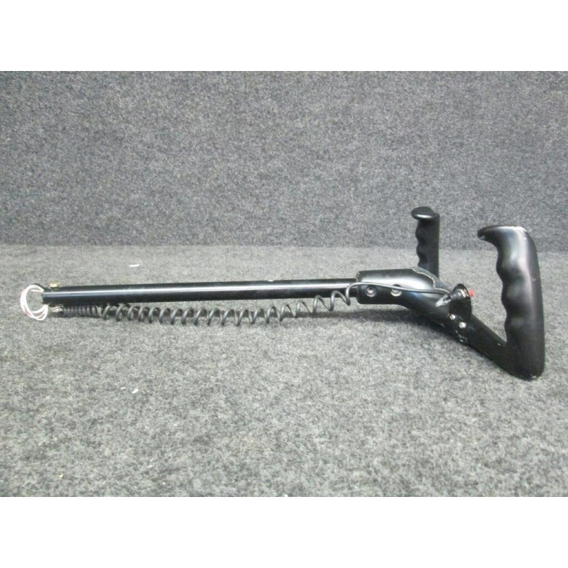 0513239-9 Pilot Wheel Control w/ Control Tube & Push to Talk