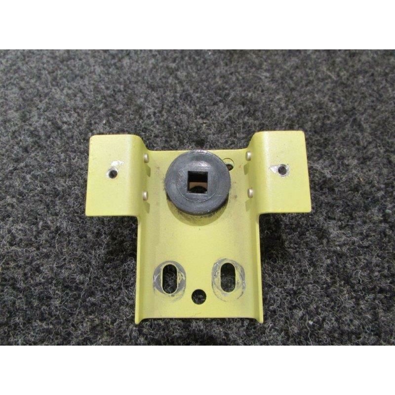 0513252-1 Cessna 172S Fuel Selector Support Assy