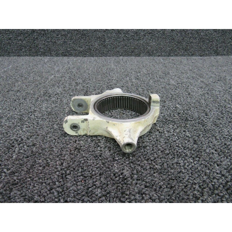 0442502-1 Cessna 150 Nose Gear Steering Arm Assembly with Bearing