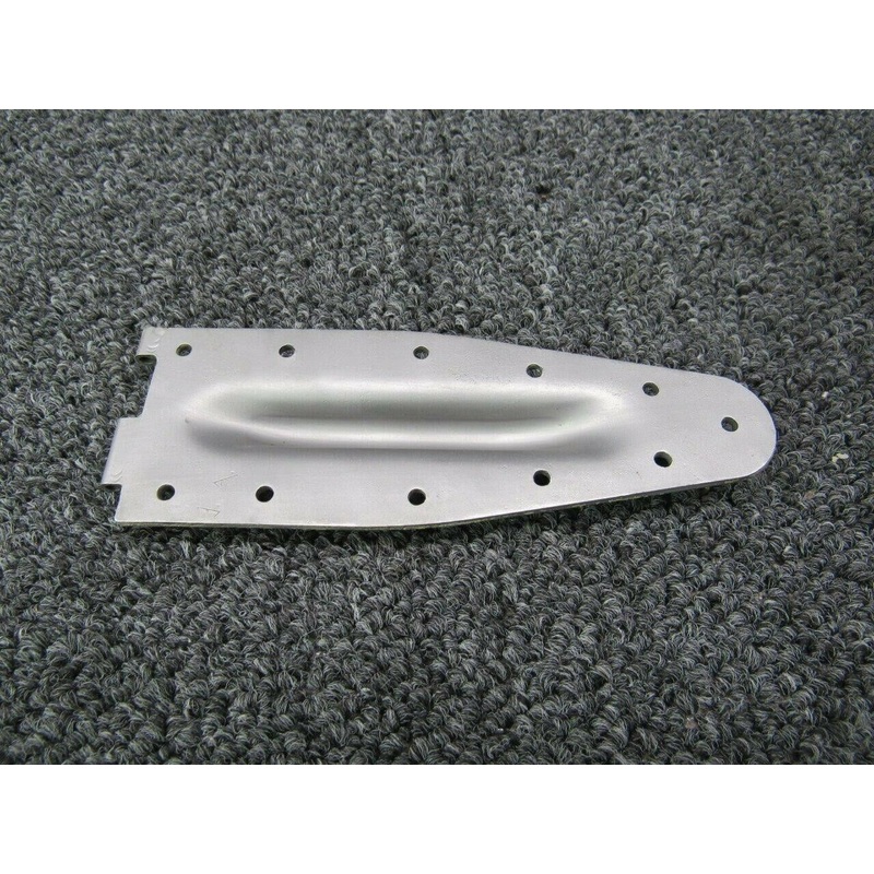0511239-4 Cessna 172M Cabin Door Hinge Aft Lower RH