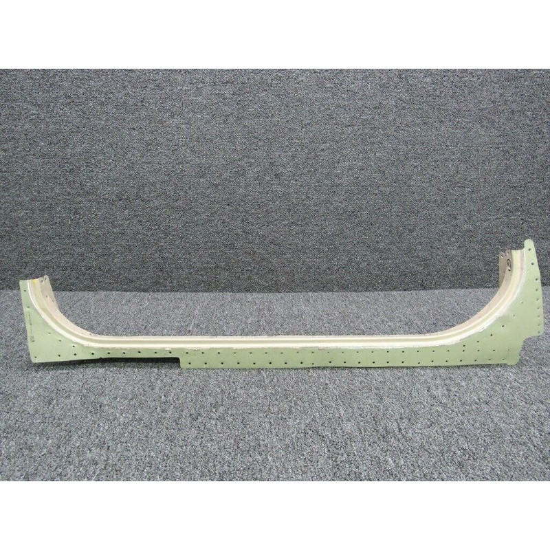 0710661-8 Cessna 182T RH Sill Assembly