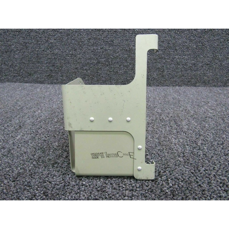 0522649-3 / 0522649-4 Cessna 182T Flux Detector Bracket Assy