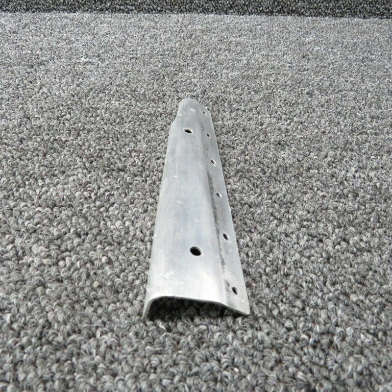 0411904-1 Cessna 150D LH Inboard Lower Casting Angle