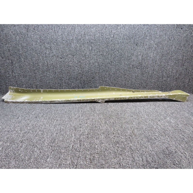 0513006-21 Cessna A185F Bulkhead Doorpost Forward RH