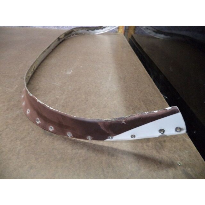 0513230-25 Cessna 172P Retainer Outside