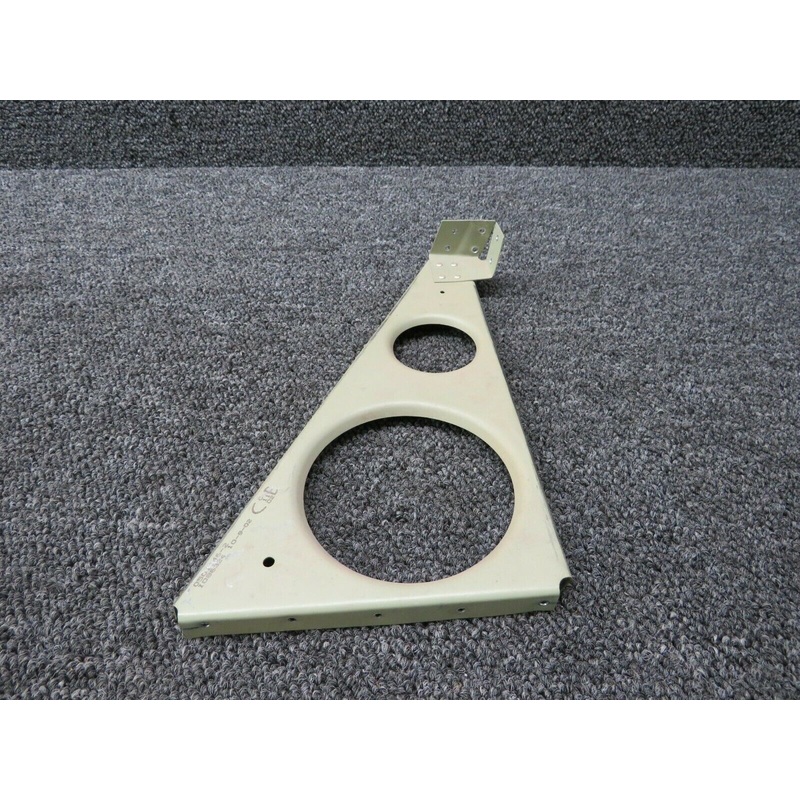 0501146-3 Cessna 172S Bracket