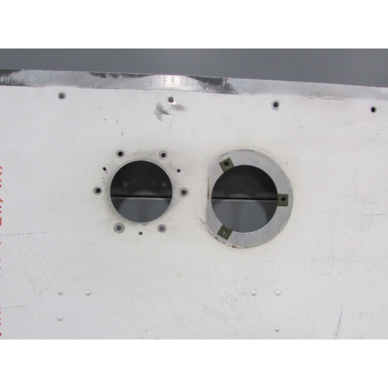 0523521-27 Cessna 172M White Tank Well Cover Assembly LH with Indent