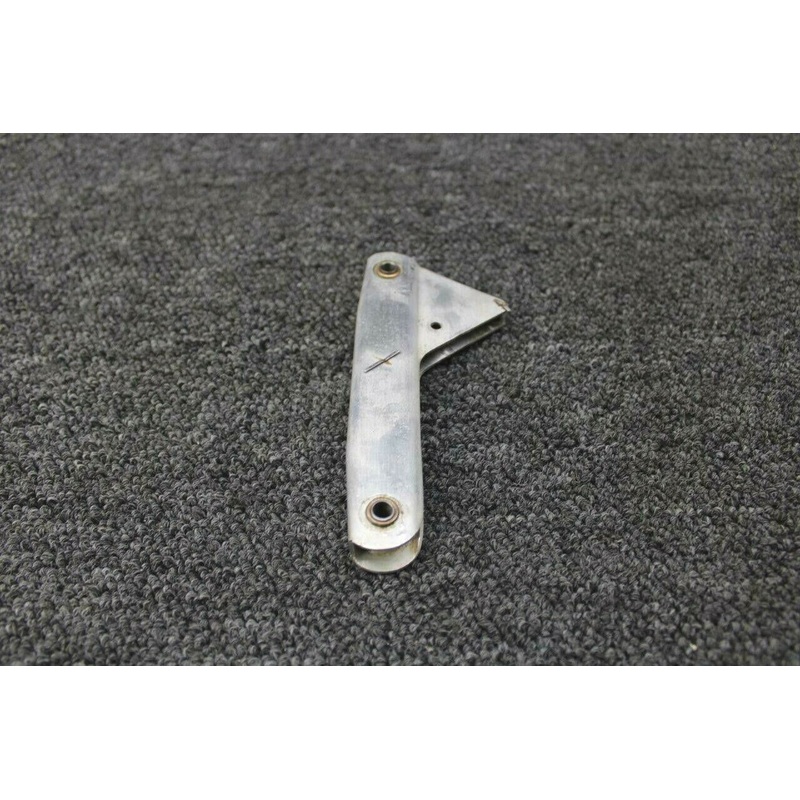 0320129-3 Cessna 195 Flap Control Upper Arm