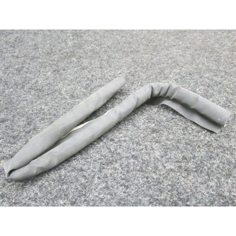 0450234 Cessna Strip Seal (New Old Stock) (Y17)
