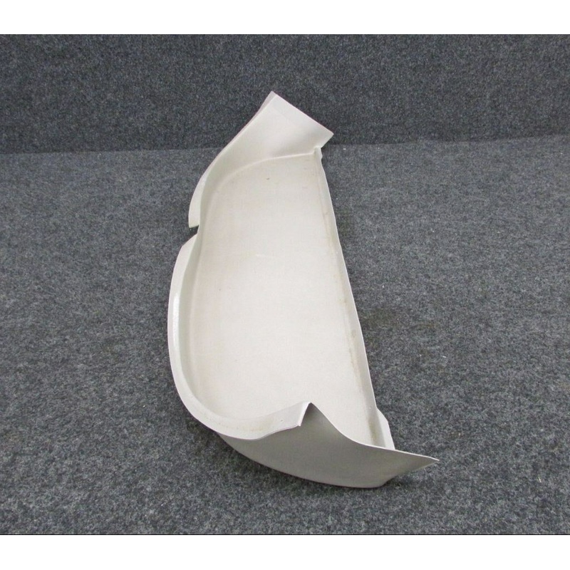 0515053-4 Cessna 172S Molding