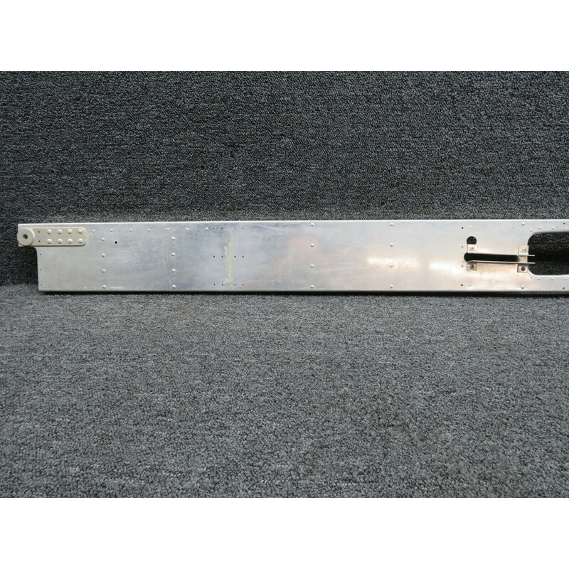 0523400-93 Cessna 182 Channel (New Old Stock)