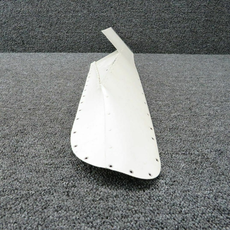 0710109-1 Cessna A185F Fillet Wing LH