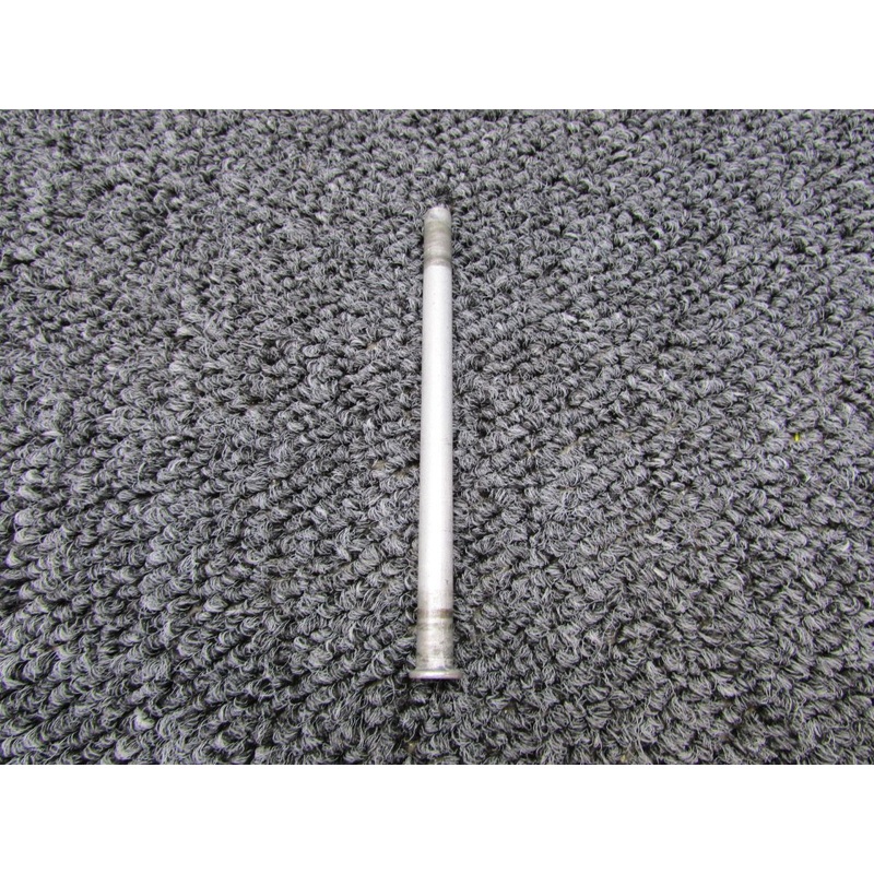 0411778-7 Cessna A185F Shaft Rudder Pedal (Co-Pilots Side)