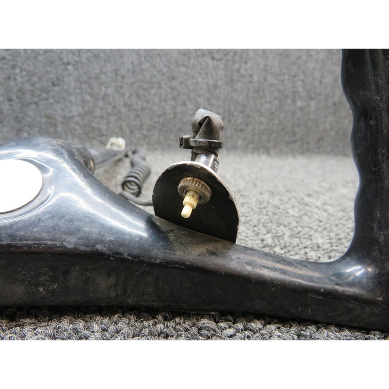 0513239-9  / 0413213-17 Cessna 172I  Wheel Control W/ Tube & Push to Talk