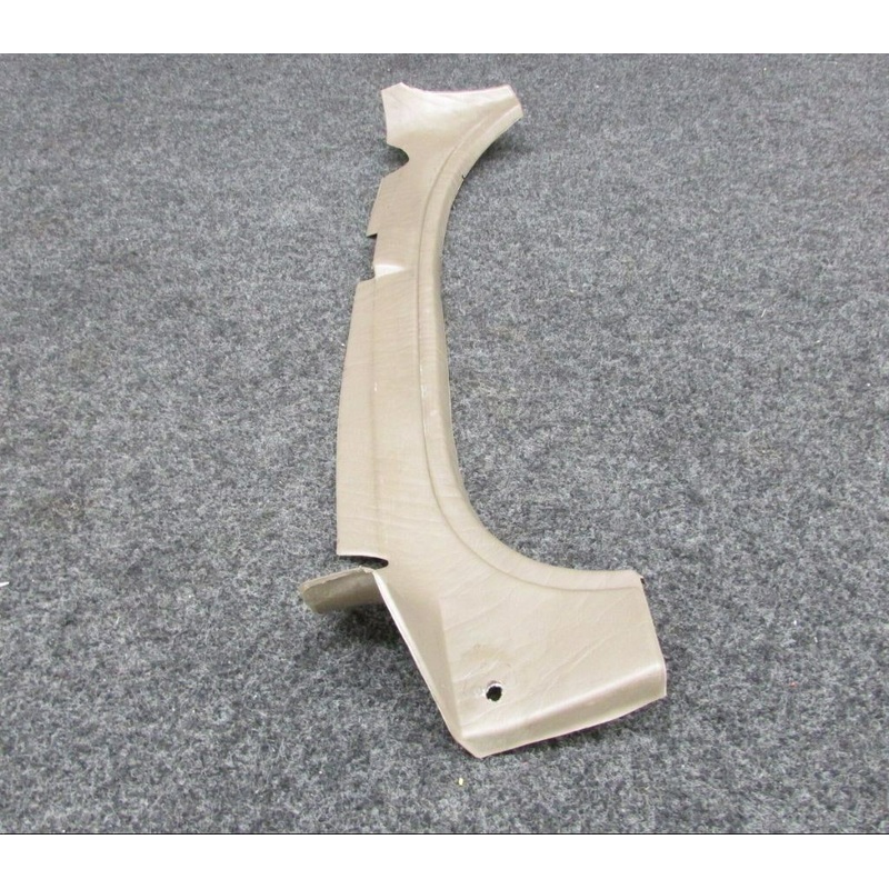 0515018-10 Cessna 172S Moulding Assy Baggage Door