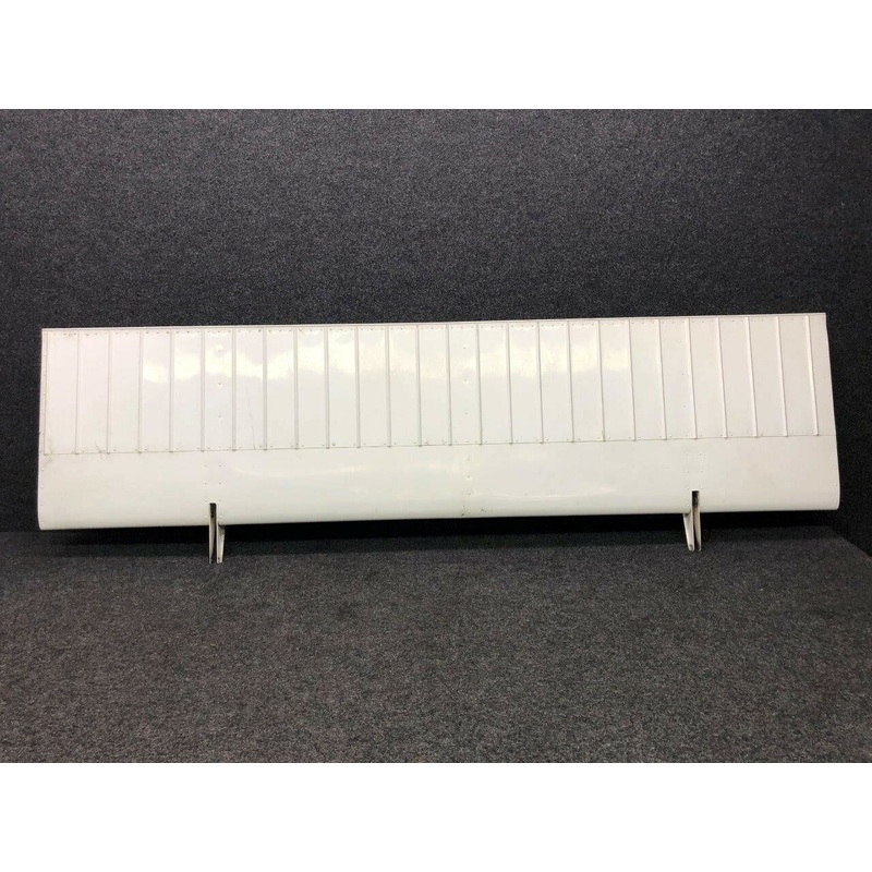 0523901-34 Cessna TR182 Flap Assembly RH (CORE)