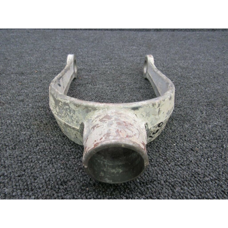 0594300-206 Cessna 182 Fork w/o Tube (Old Style) (WV)