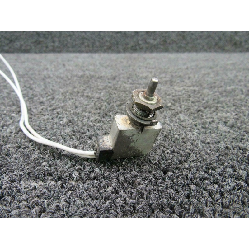 S1377-1 (Use: P6-340005) Cessna T210L Switch Downlock LH / RH (Volts: 28)