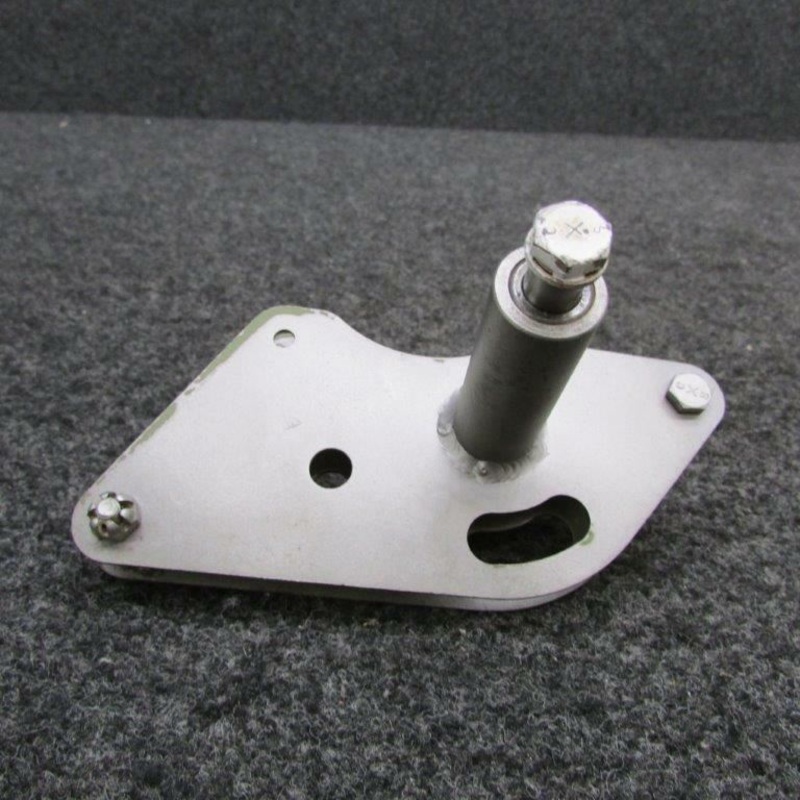0422430-2 Cessna Aileron Bellcrank Assy RH