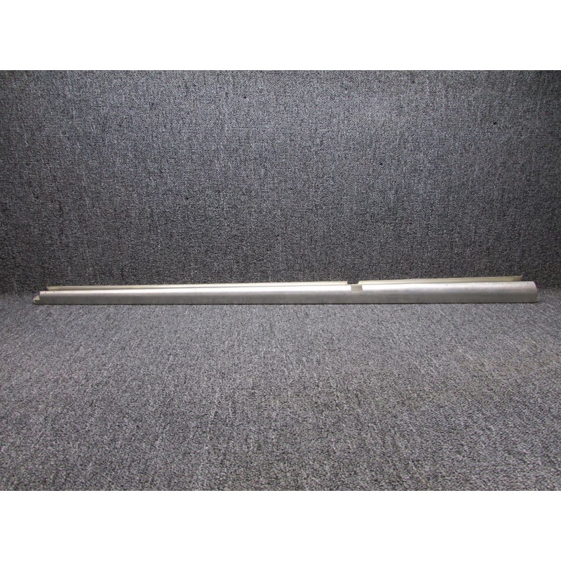 0432001-21 (Use: 0432001-85) Cessna Spar Assembly (NEW OLD STOCK)