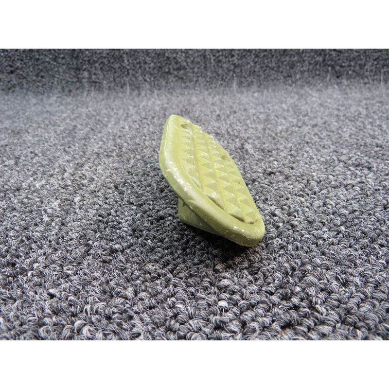 0541211-1 Cessna 172 Step Assembly LH or RH (Zinc) (DP)