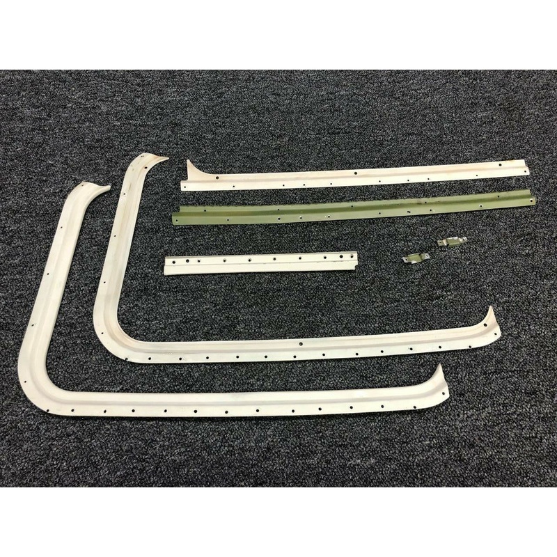 0710026-7/ 0710113-7/ 0710026-9 Cessna 180J LH Window Lwr/Fwd Retainer/Upholstery